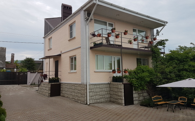 Na Zelenoj 10 Guest House