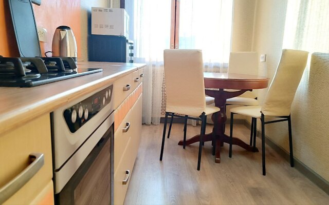 2 Komnatnaya V Tsentre Goroda Flat