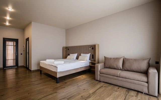 Primorskiy Hotel