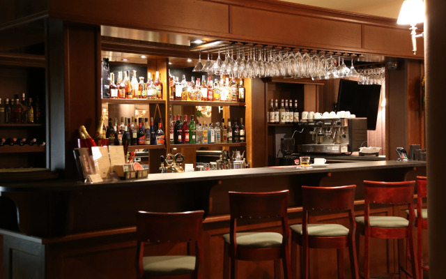 Отель Korona Park Klewinowo