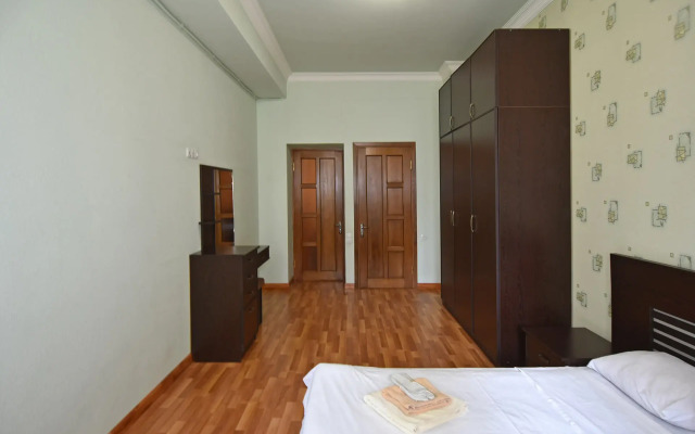 RentInnYerevan on Yekmalyan 1st Street Apartment