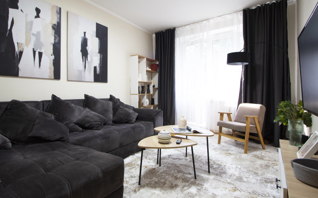 Trekhkomnatnaya S Izolirovannymi Komnatami Na Kievskoy Flat