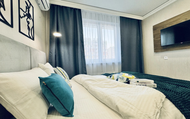 Апартаменты VEGAS Бурнаковская 111