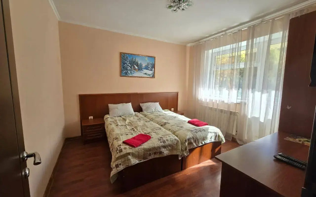 Elbrus Hotel
