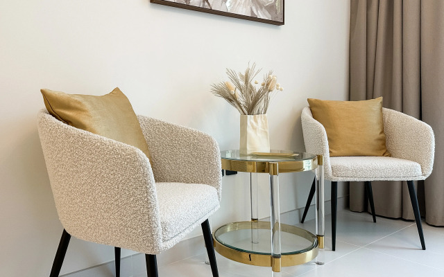 Апартаменты Keyrock Living Seaview Stay at Emaar Beachfront