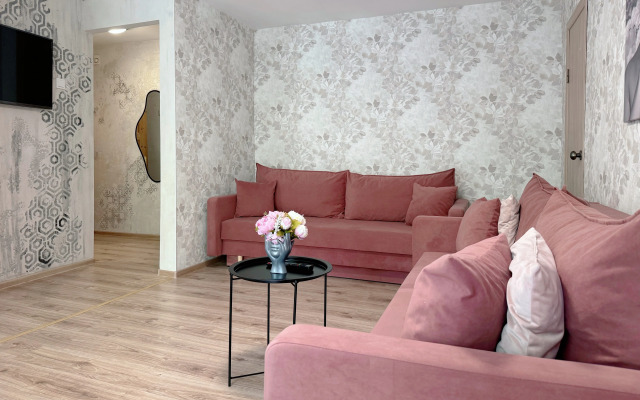 V samom Serdtse Kyonigsberga Flat