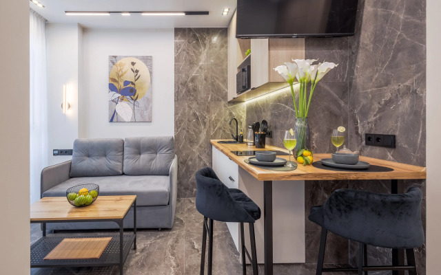 Квартира с бассейном на территории МореСолнцеАпарт