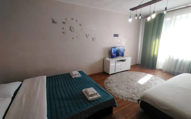 Na Entuziastov 37 Apartments