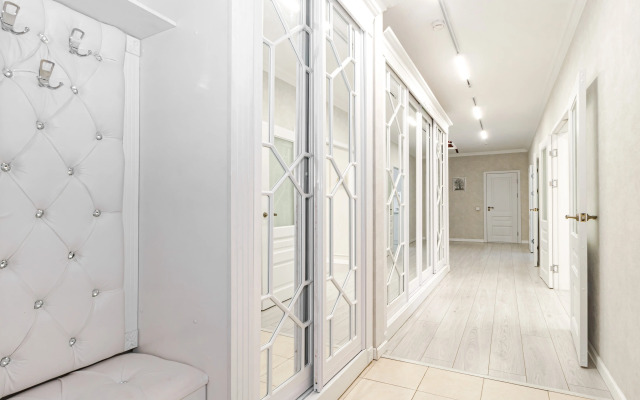 Shikarnaya 3shka v serdtse stolitsy Flat