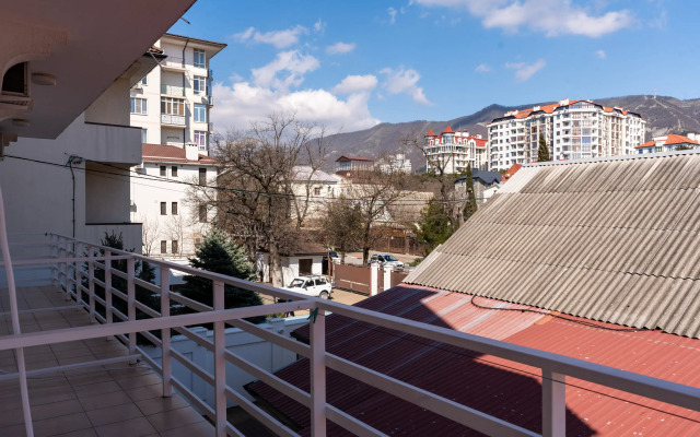 Kruiz Na Serafimovicha Gostinitsa