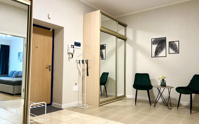 Na Internatsionalnoy 3/1 Apartments