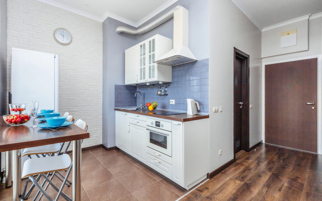 Na Ulitse Parusnaya 15 Flat