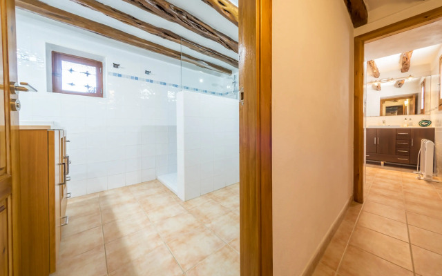 Вилла Es Cubells Town