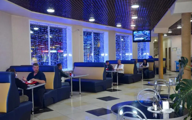 Отель Итиль