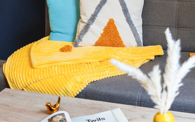 On Koghbatsi Street 16-5 Apartments