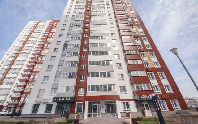 Apartamenty Birds na 23 etaze s panoramnym vidom na reku