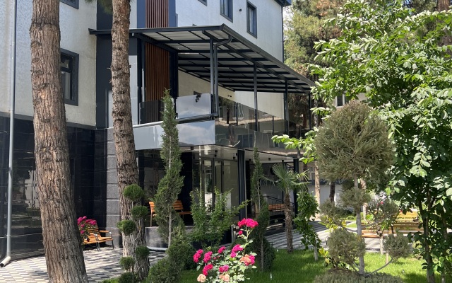 Hotel Dsf Garden Hotel