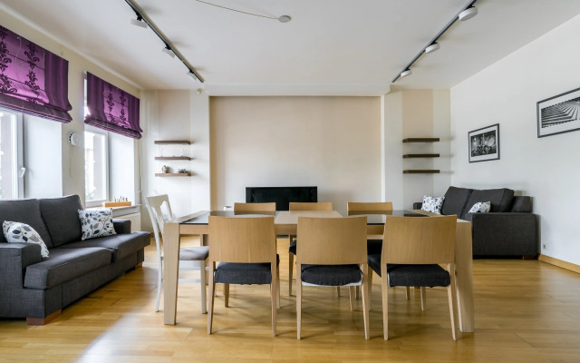 Квартира SpbMain СпбМэйн на наб. реки Карповки