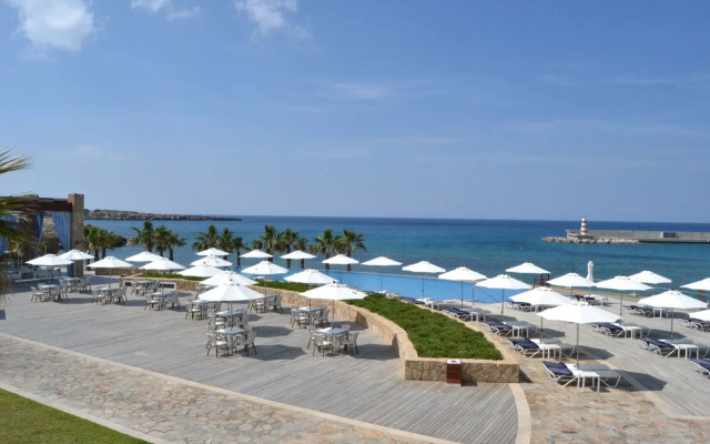 Karpaz Gate Marina Hotel