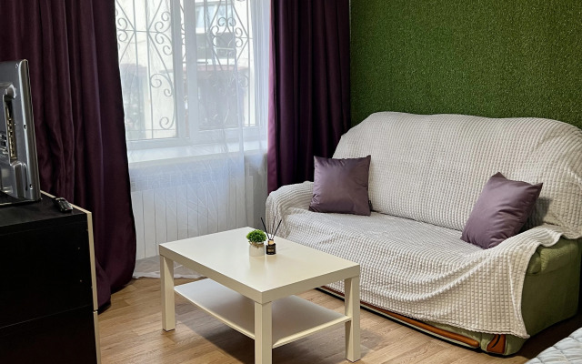 Квартира Уютная Двушка в Минуте от Вокзала