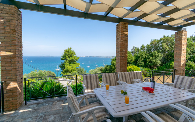 Villa Kommeno Bay 1 Corfu