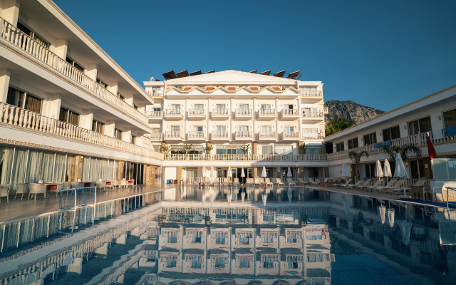 La Perla Hotel Kemer All Inclusive