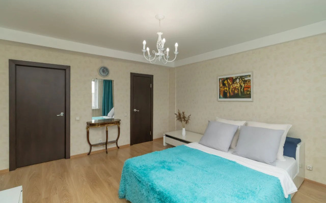 Novikov Dvorik Flat