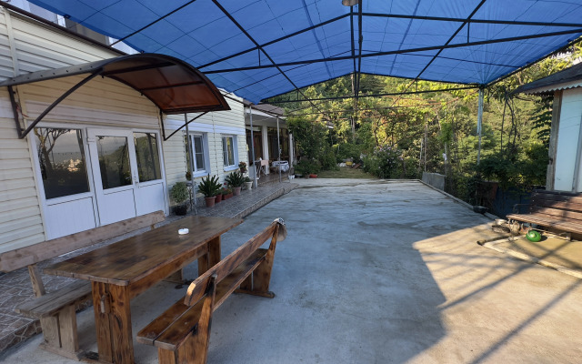 Solntsa Guest House
