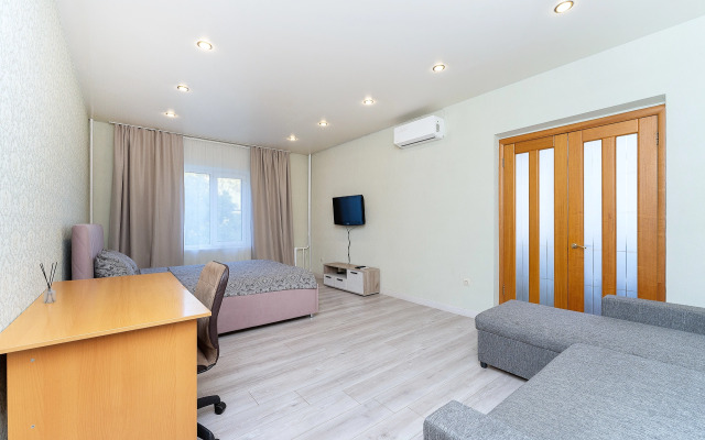 Tsentr 2kh Komn/60m2 Flat