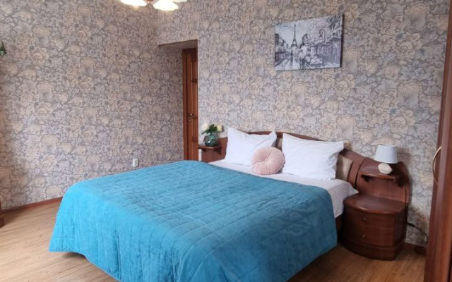 Апартаменты 140 Уютный Дом