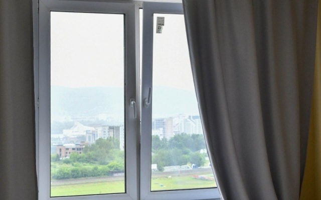 Квартира уютная возле Краевой Больницы в туристическом центре города