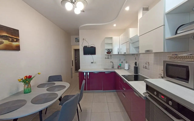 Na bulvare 30- letiya Pobedy Flat
