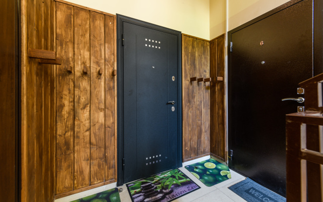 Oplot - Semejnye s balkonom 6 Apartments