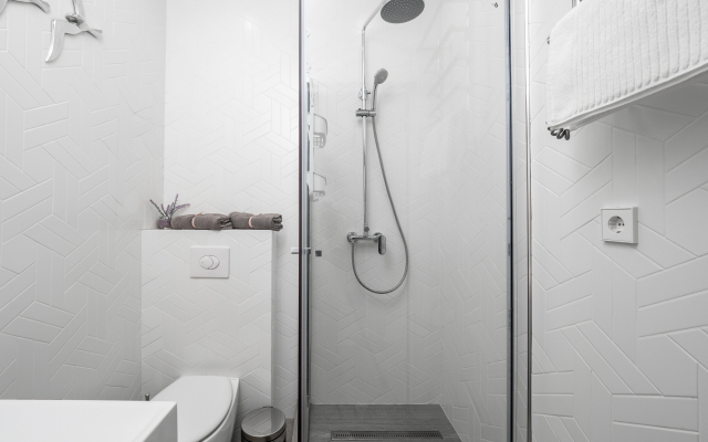 Dizaynerskaya S Vidom Na More I Dendrariy Flat