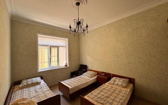 Частный дом Дом на берегу моря