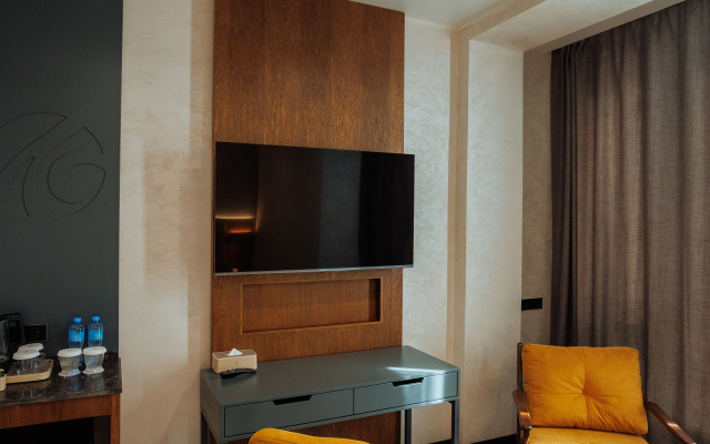 Aurum Garden Hotel