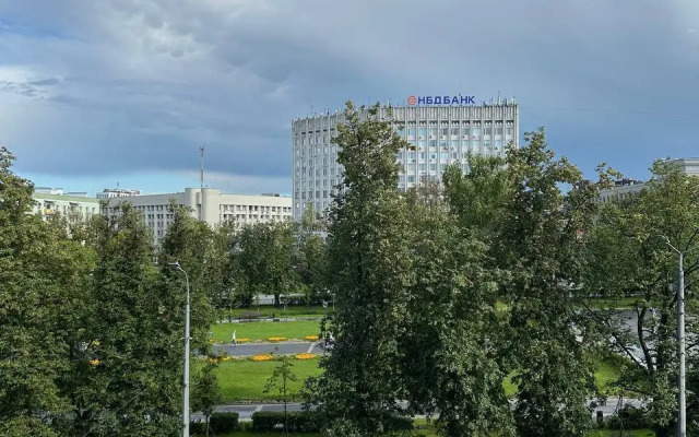 Квартира с новым дизайнерским ремонтом