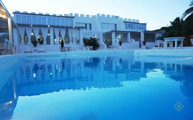 Porto Scoutari Romantic Hotel & Suites