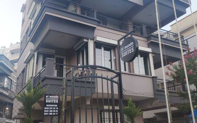 El Mundo Suites Hotel