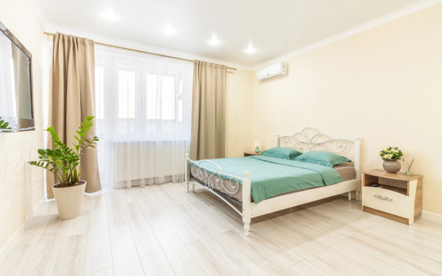 Kazan Chasha s vidom na uyutnii dvor Apartments