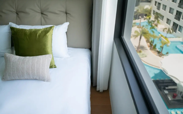 Квартира Stylish Pool View 1BDR Bang Tao