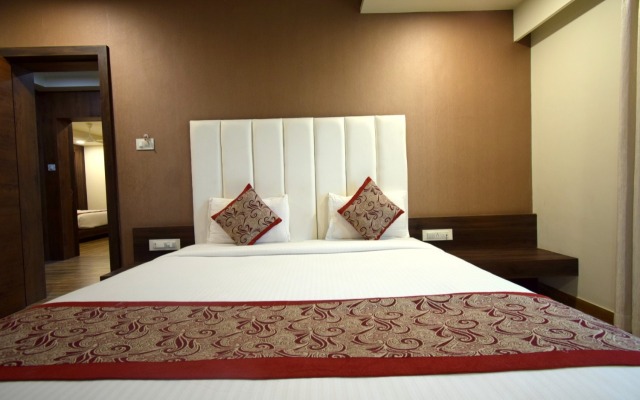 Pari Hotel