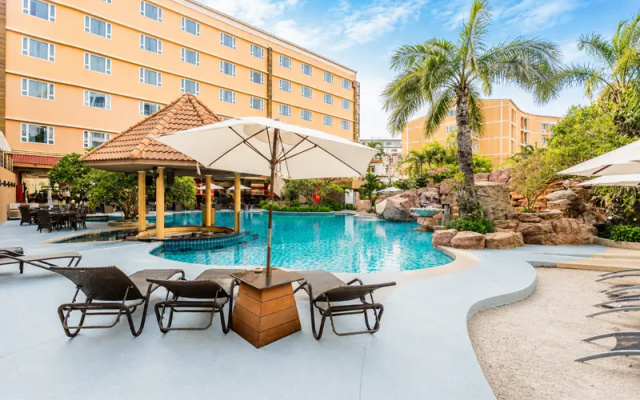 Nova Platinum Hotel - Image 3