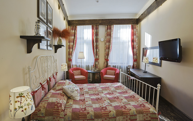 Author Guest House