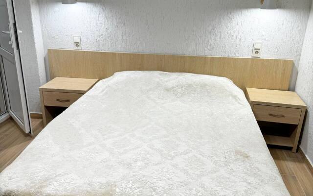 Otdykh u Gundy Furnished Rooms