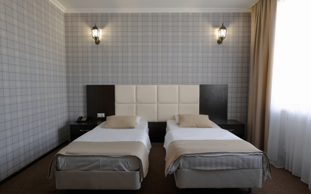 Marton Oka Hotel
