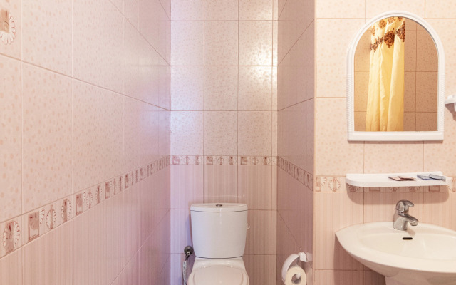 Na Leselidze 10b Guest House