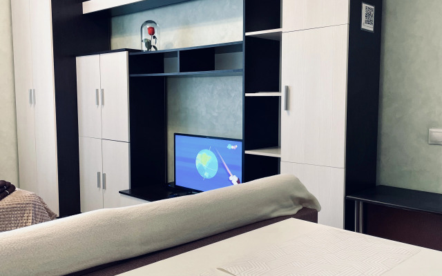 Квартира Уютная студия на Раздольной 1