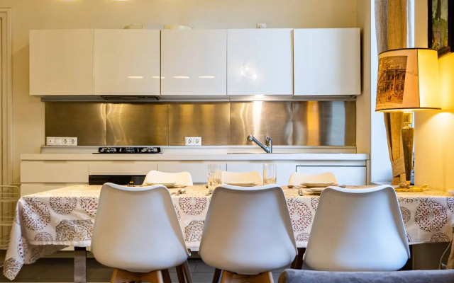 Апартаменты Делюкс на Мойке 40