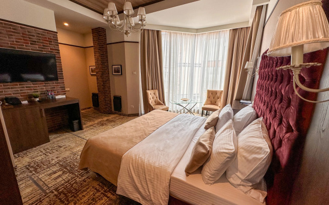 Vertex Hotel